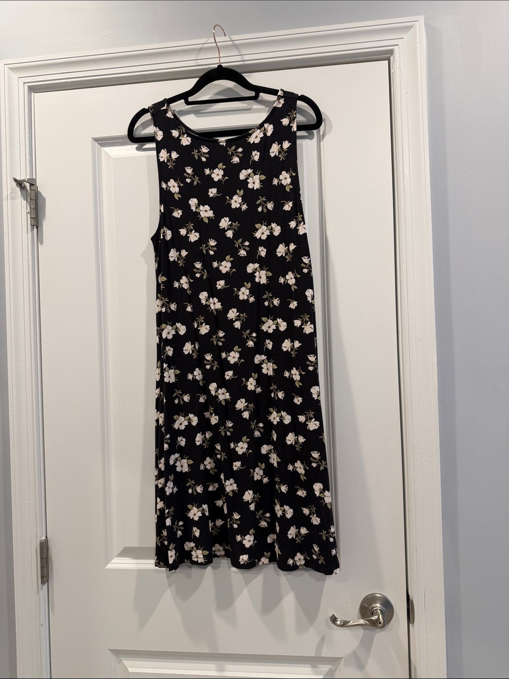 Old Navy Black Floral Sleeveless Dress, Size M